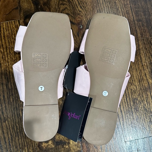 Pink Sandals - Picture 4 of 8